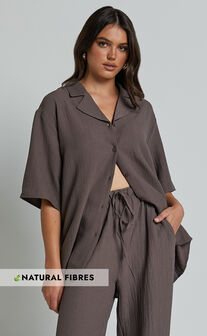 Ava Top - Collar Button Through Oversized Short Sleeve Textured Shirt in Mocha