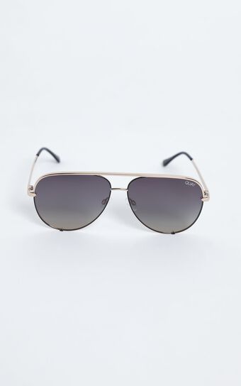 Quay - High Quay Sunglasses in Black Gold / Smoke