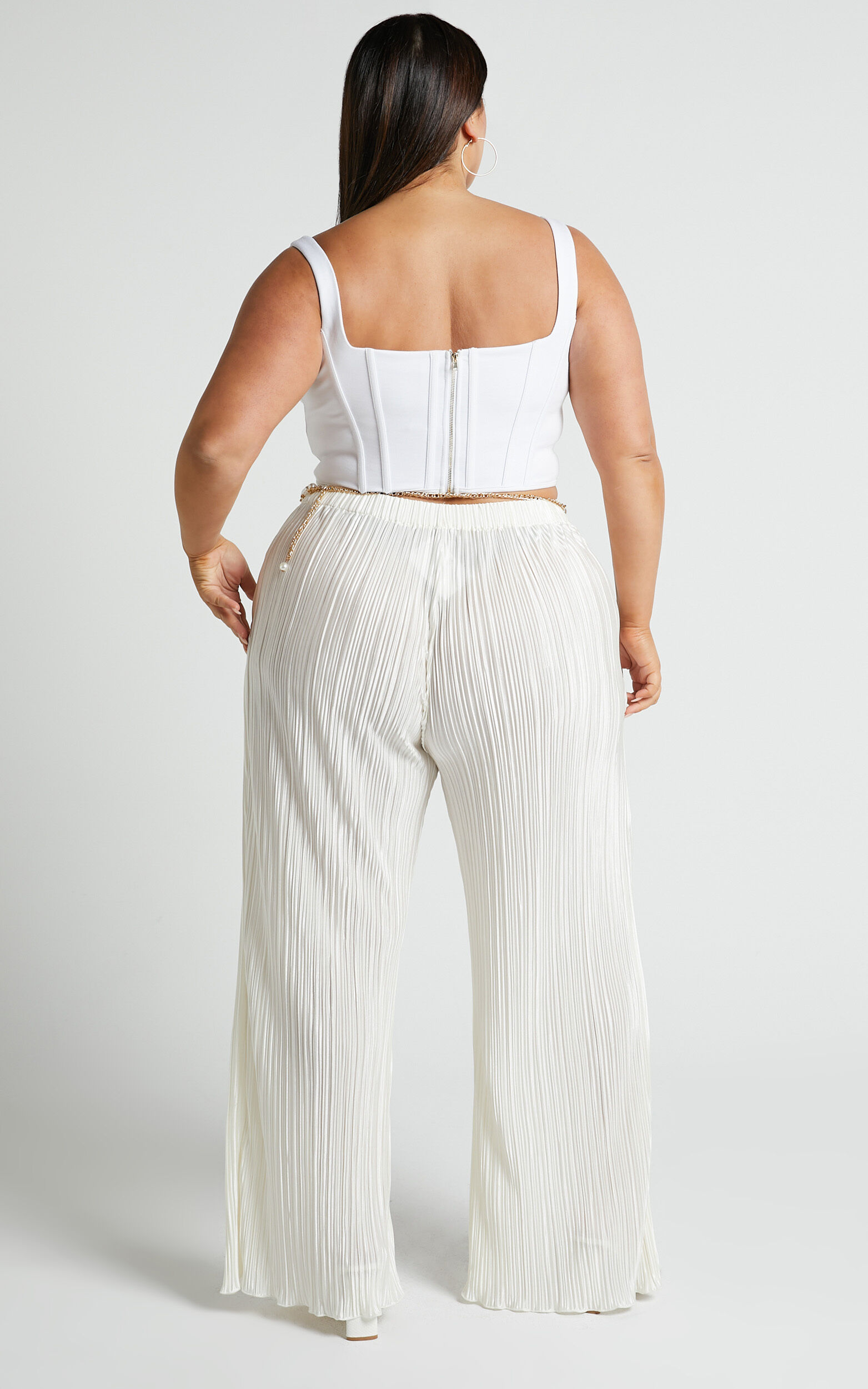 💕 Look at these new flare pants from No Boundaries! So soft + various