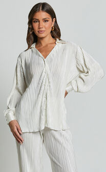 Beca Shirt - Plisse Button Up Shirt in Cream