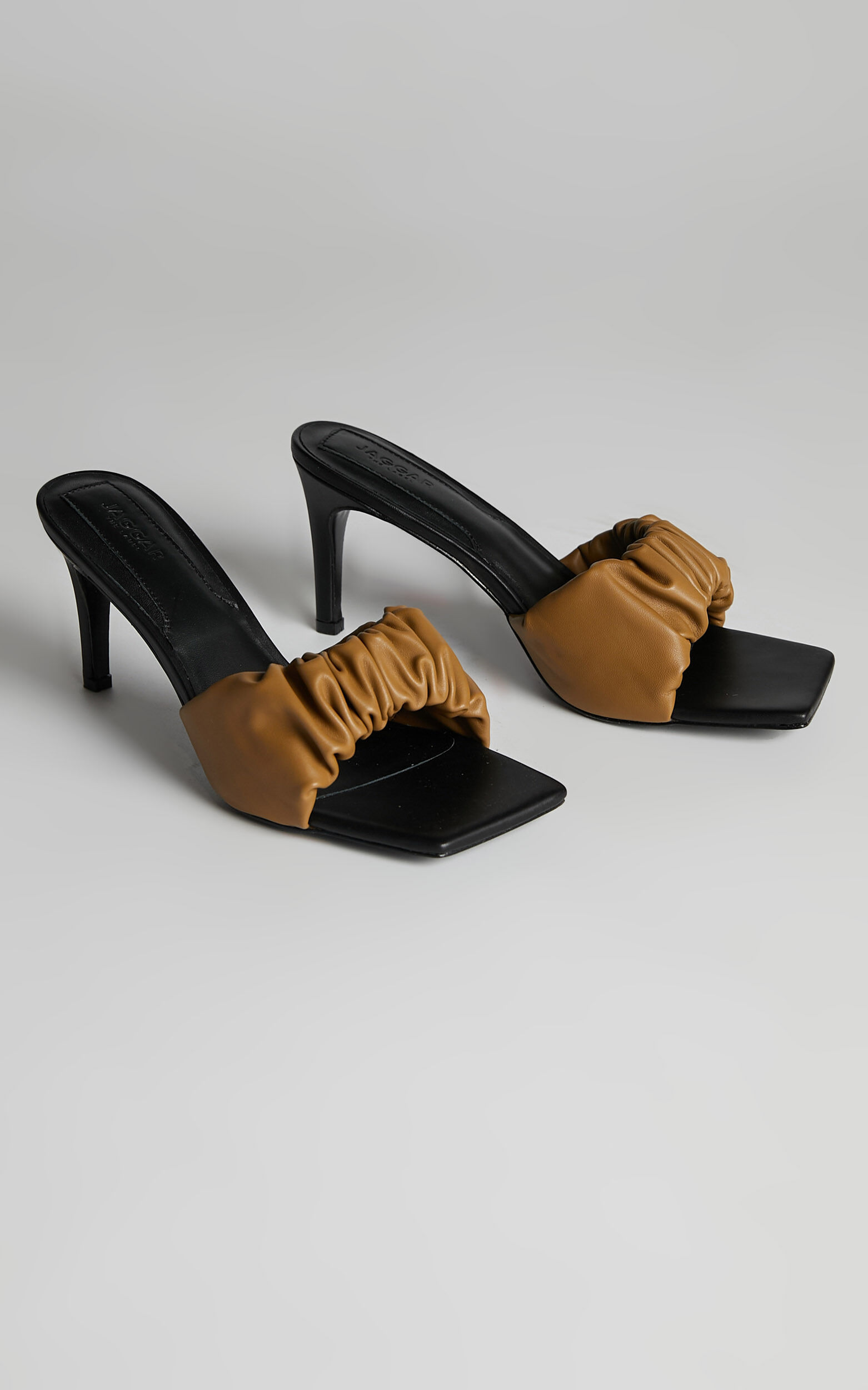 Jaggar shoes 2024