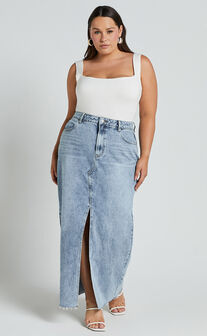 Kira Midi Skirt - Front Split Denim Skirt in Light Blue Wash