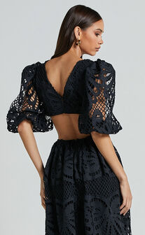 Anieshaya Midi Dress - V Neck Cut Out Lace Dress in Black