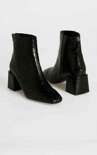 Therapy - Cody Boots in Black Croc Embossed