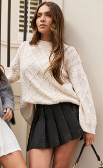 Adeline Jumper - Oversized Crew Neck Cable Knit Jumper in Cream