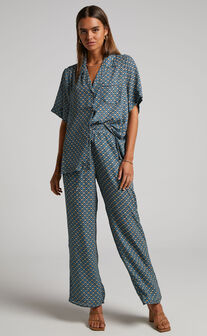 Brunita Pants - Mid Waisted Relaxed Elastic Waist Pants in Tile Geo