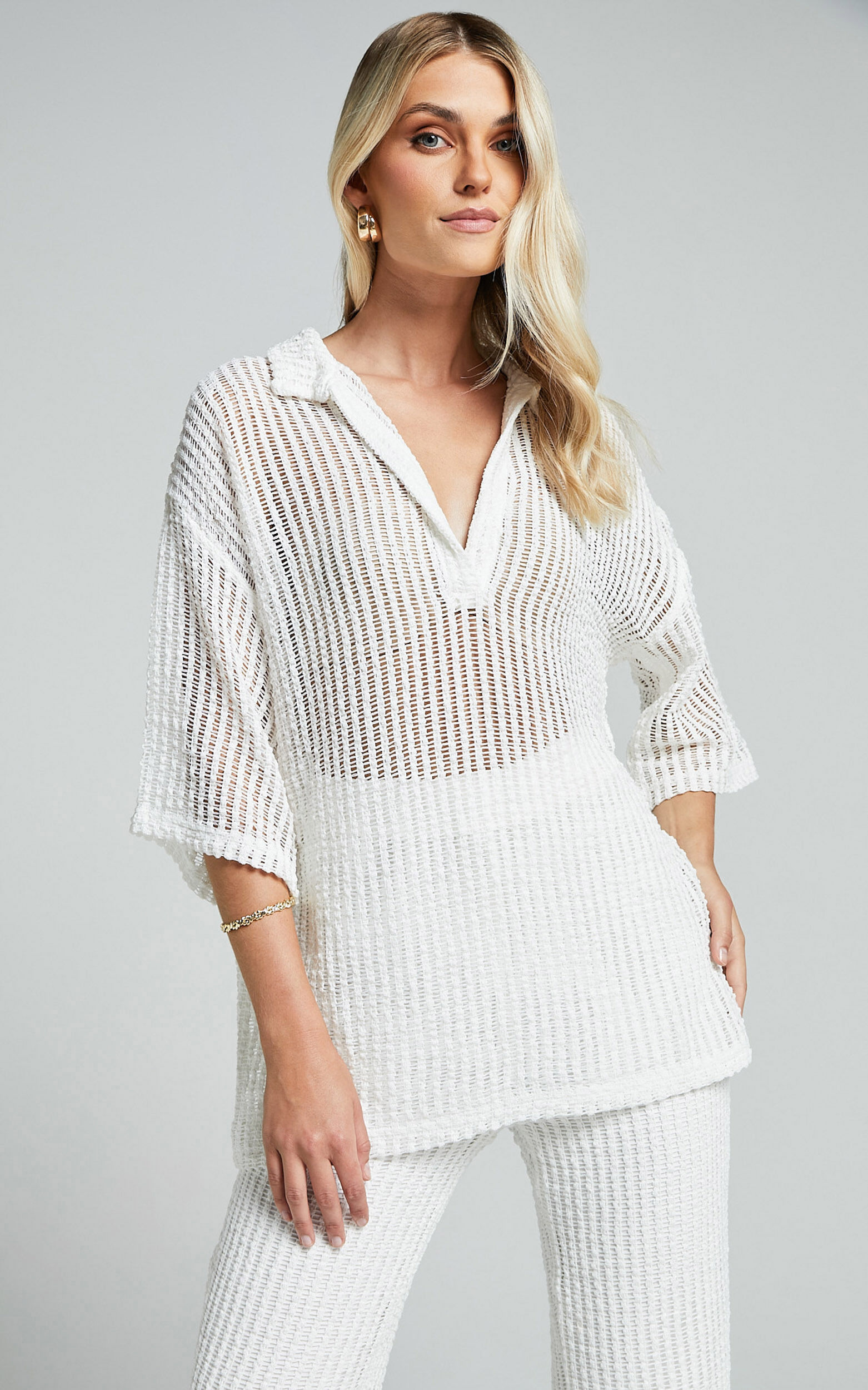 Oversized shop sheer top