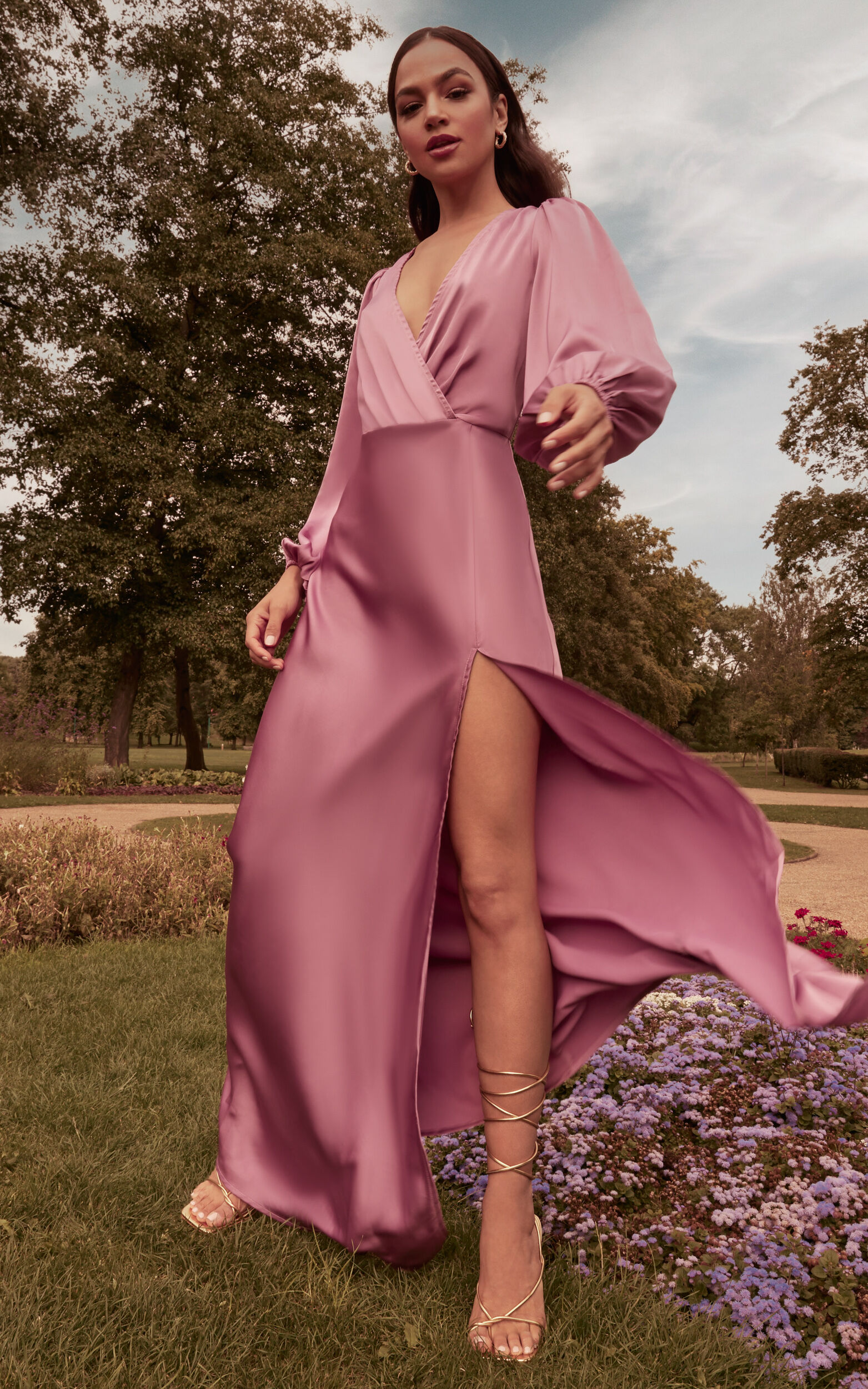 Maxi dress hotsell with balloon sleeves