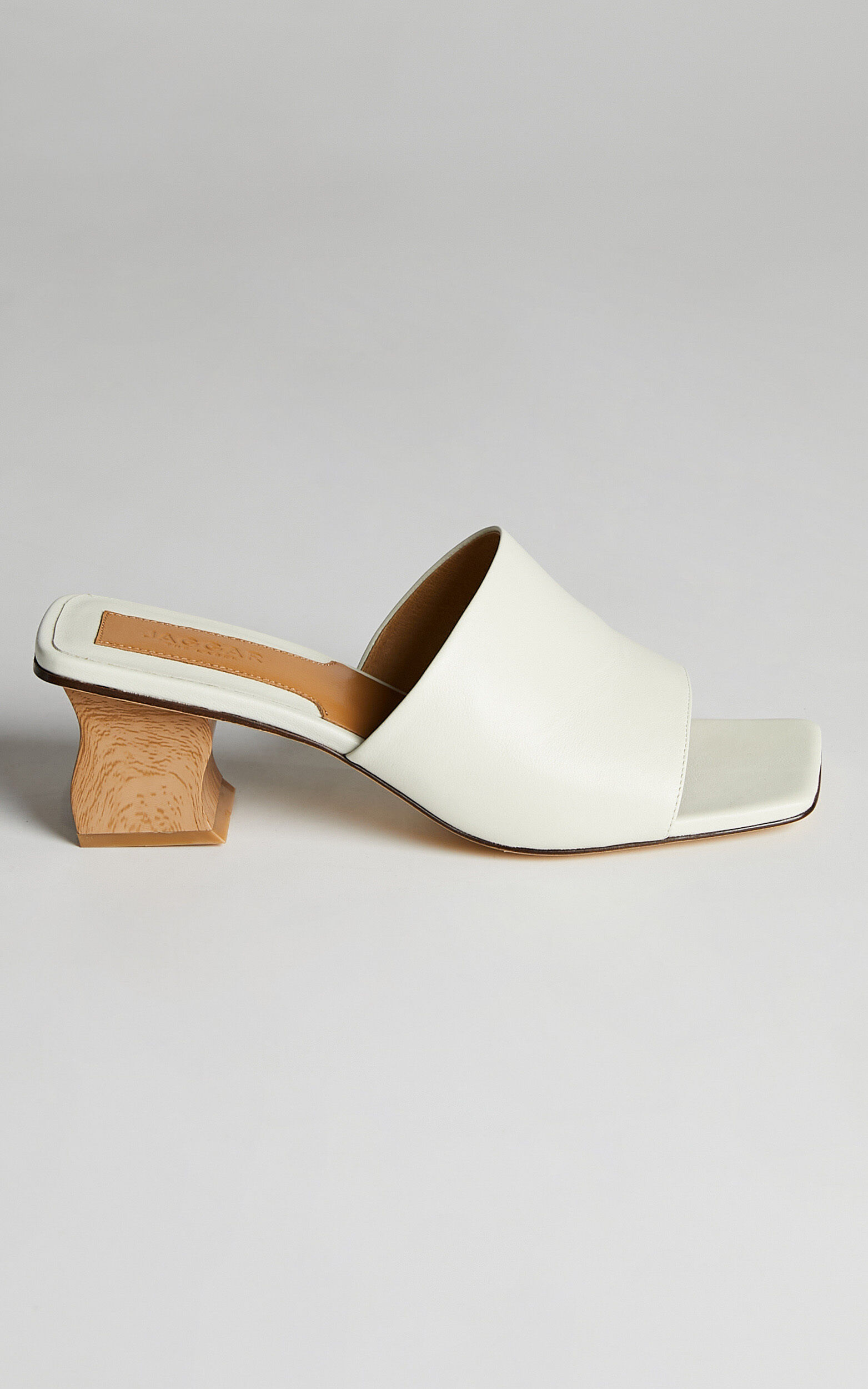 Jaggar the label square heel hot sale