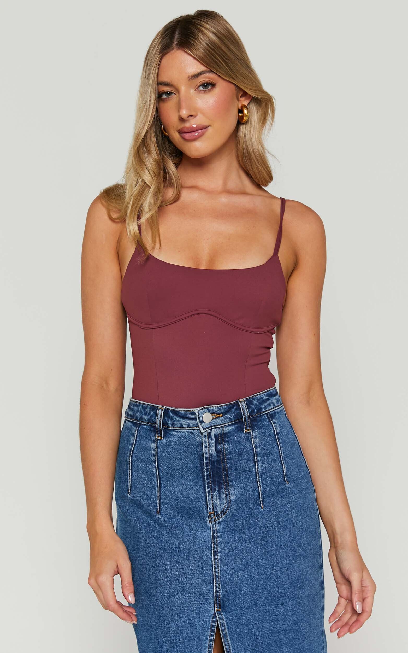 Daramie Bodysuit - Underbust Detail Bodysuit in Burgundy - 06, WNE1