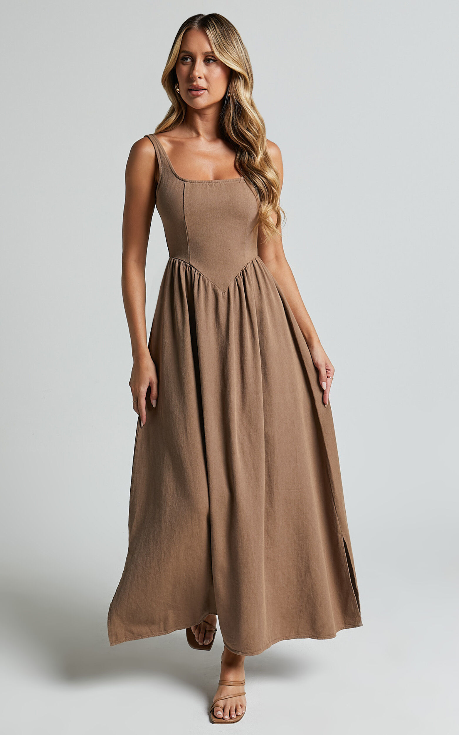Rhaziya Midi Dress - Sleeveless Straight Neck Fit and Flare Dress in ...