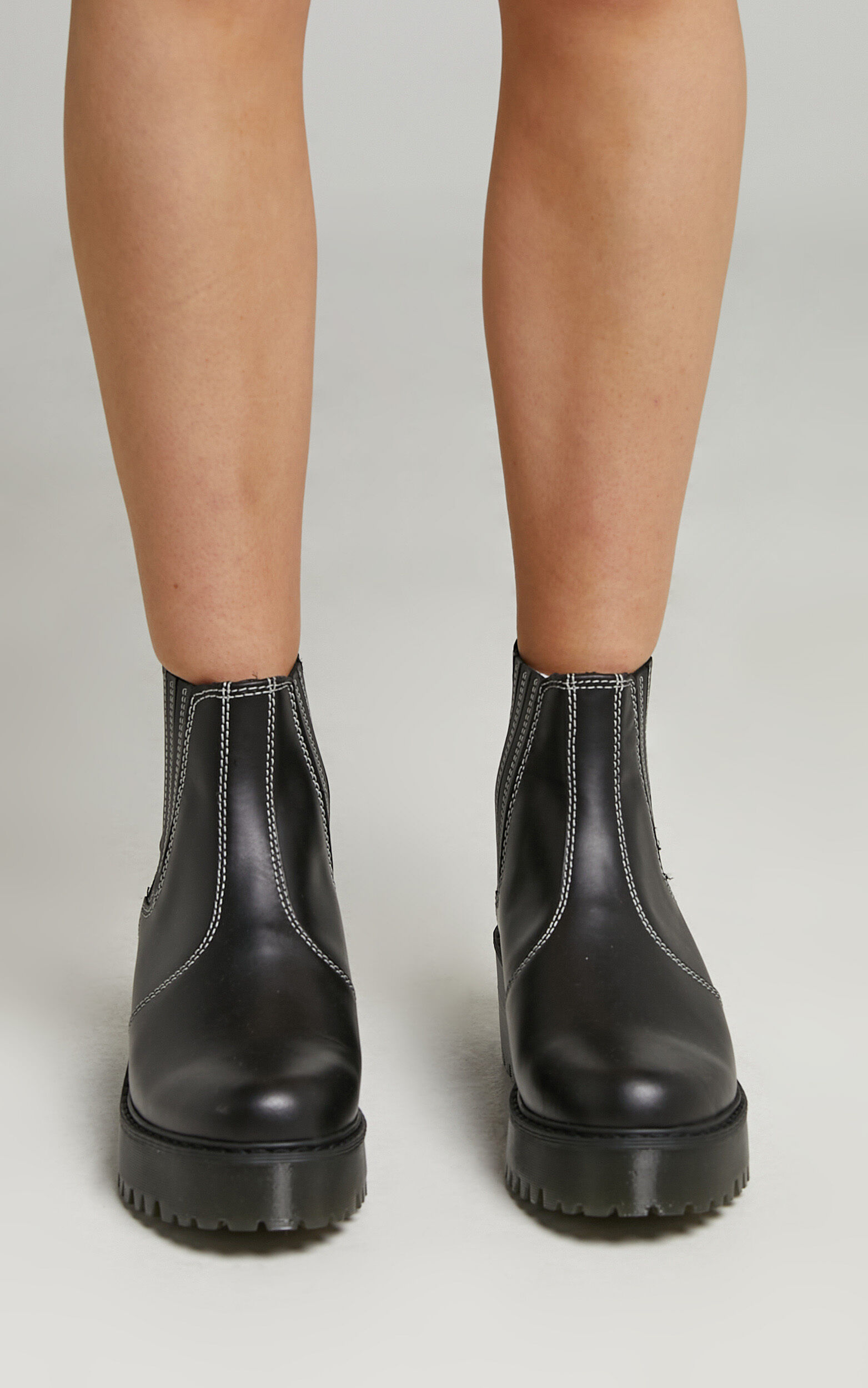 Dr martens sale rometty nz