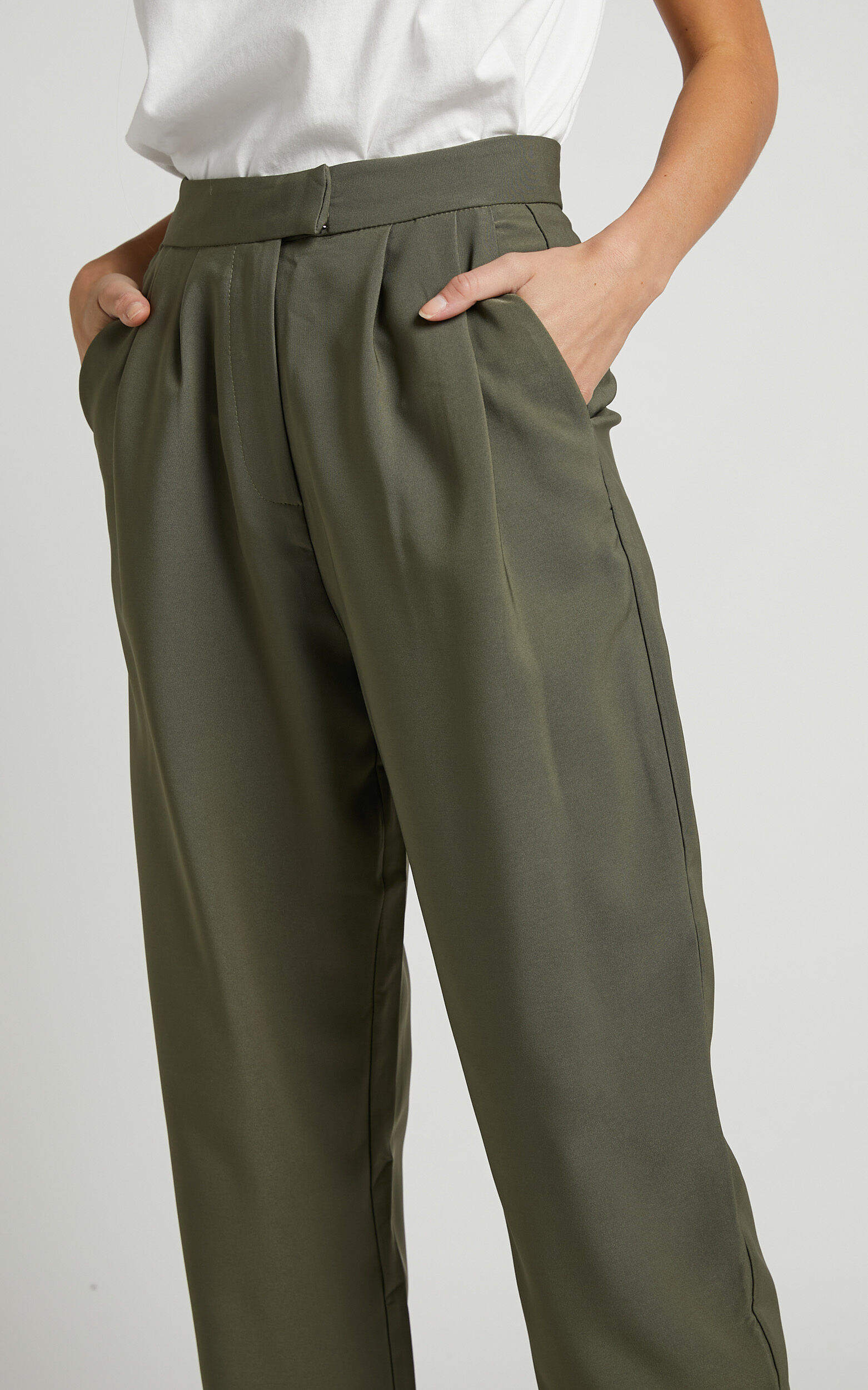 Junice Trousers Tailored Pleated Elastic Waist Trousers in Khaki