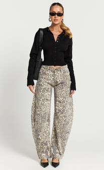 Lioness - Horseshoe Jean in Leopard Fade