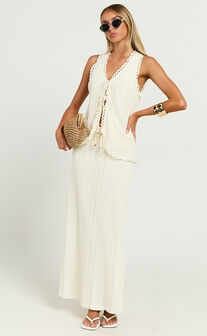 Mercedes Top - Crochet Tie Front Vest in Cream