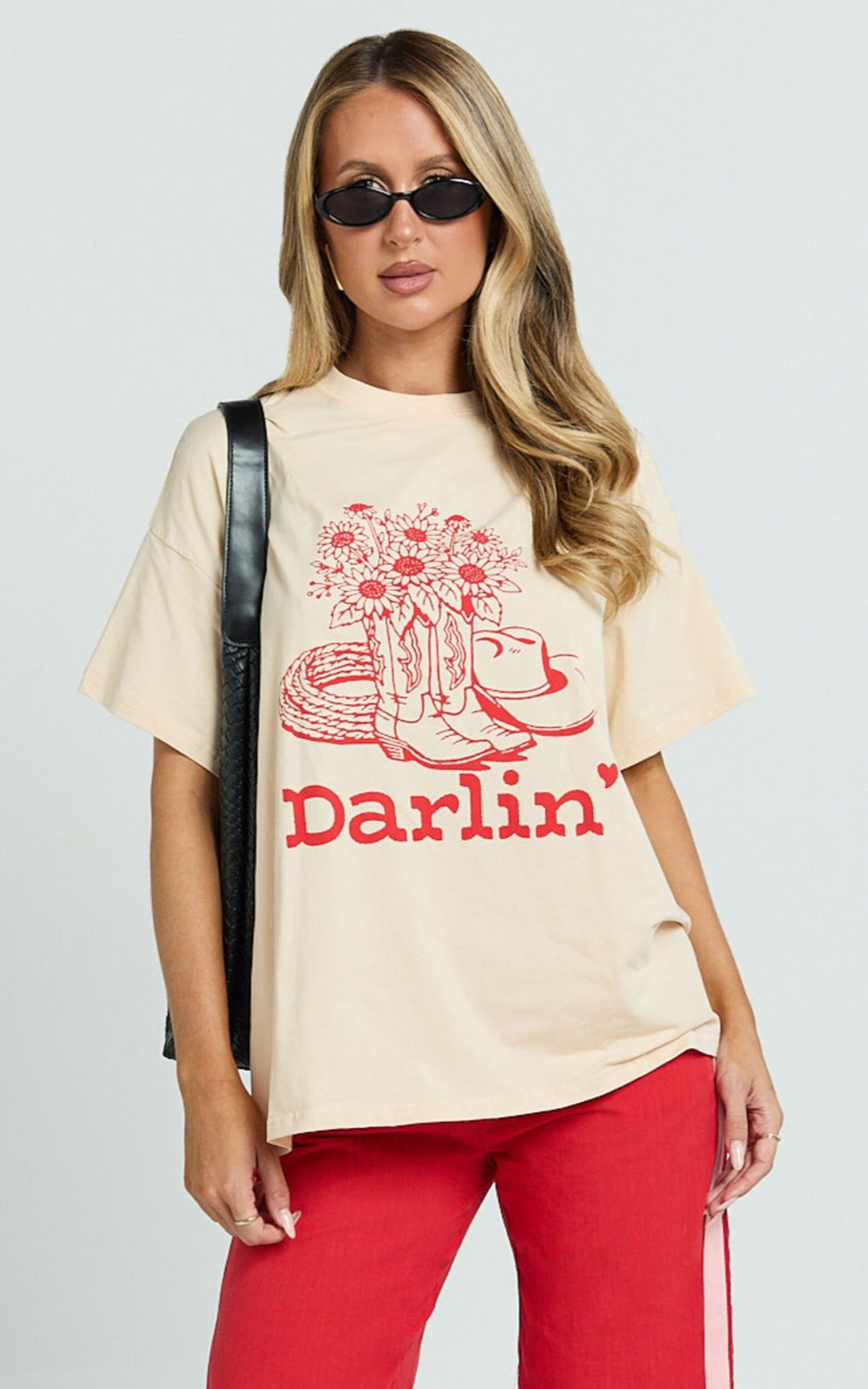 Alena Top - Oversized Darlin Print Tee in Beige - XS, NEU1