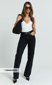 Abbie Jeans - Mid Rise Straight Leg Recycled Denim Jeans in Clean Black