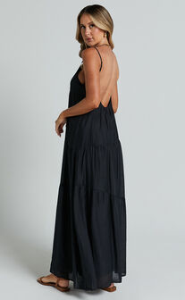 Cecila Midi Dress - Straight Neckline Sleeveless Dress in Black