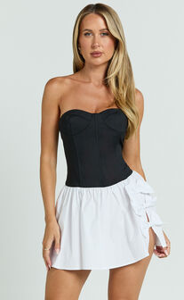 Adelita Mini Dress - Strapless Contrast Colour Bodice Gathered Poplin Skirt Dress in Black