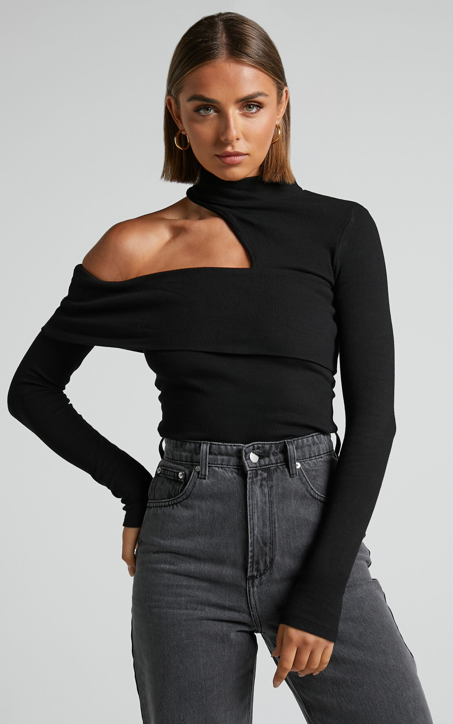 Kiefer Top - Asymmetric Long Sleeve Cutout Top in Black - 06, BLK1