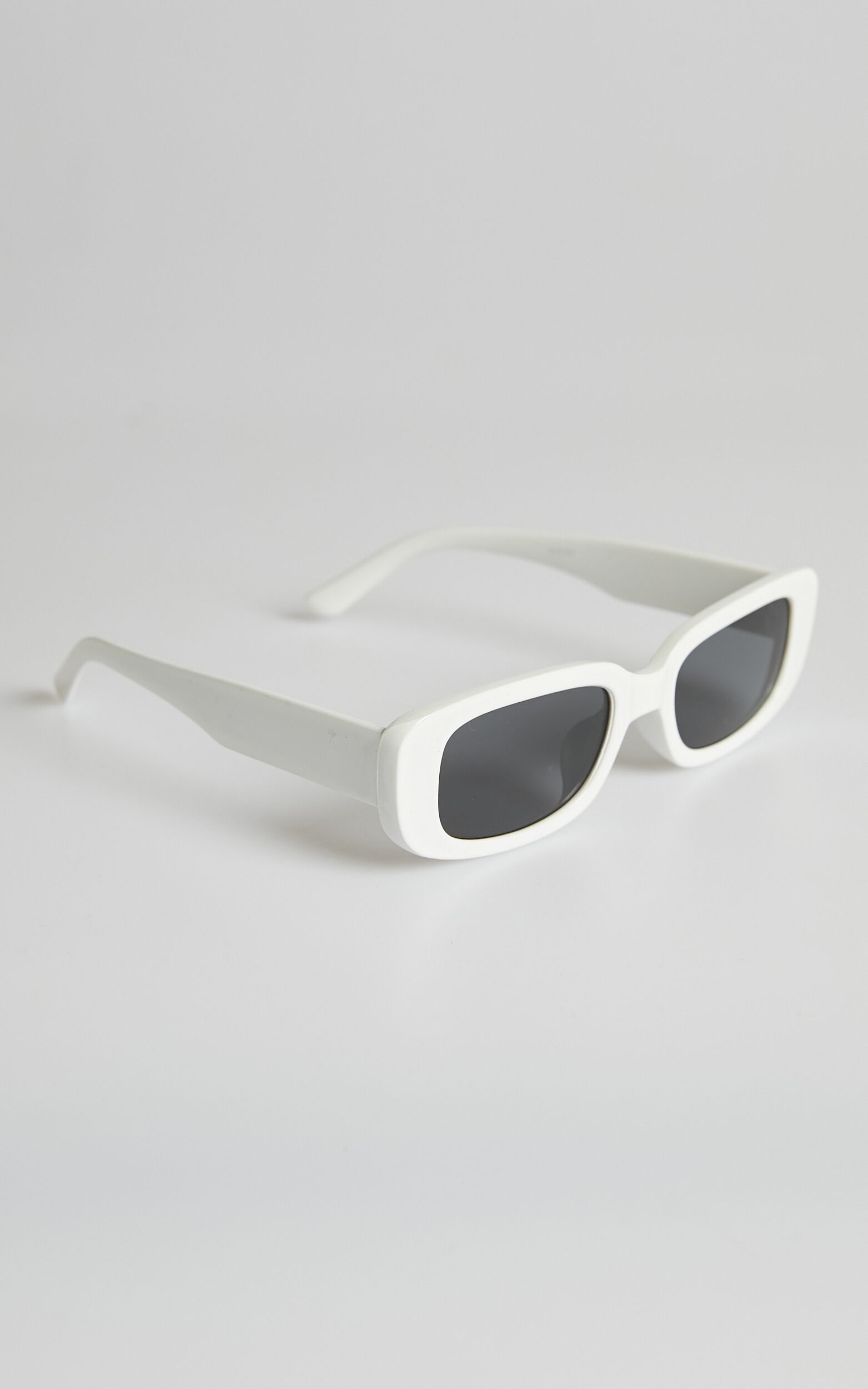 White sunglasses clearance