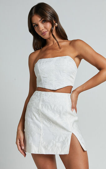 Brailey Top - Bustier Top in White Jacquard