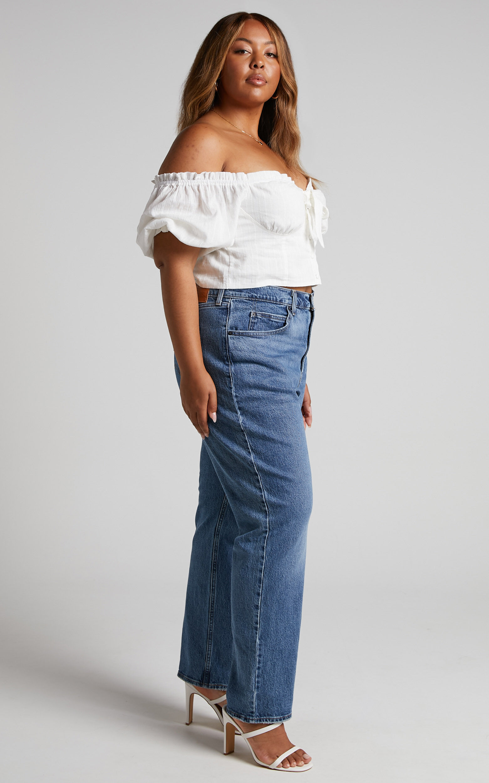 Levis denim skirt curve discount