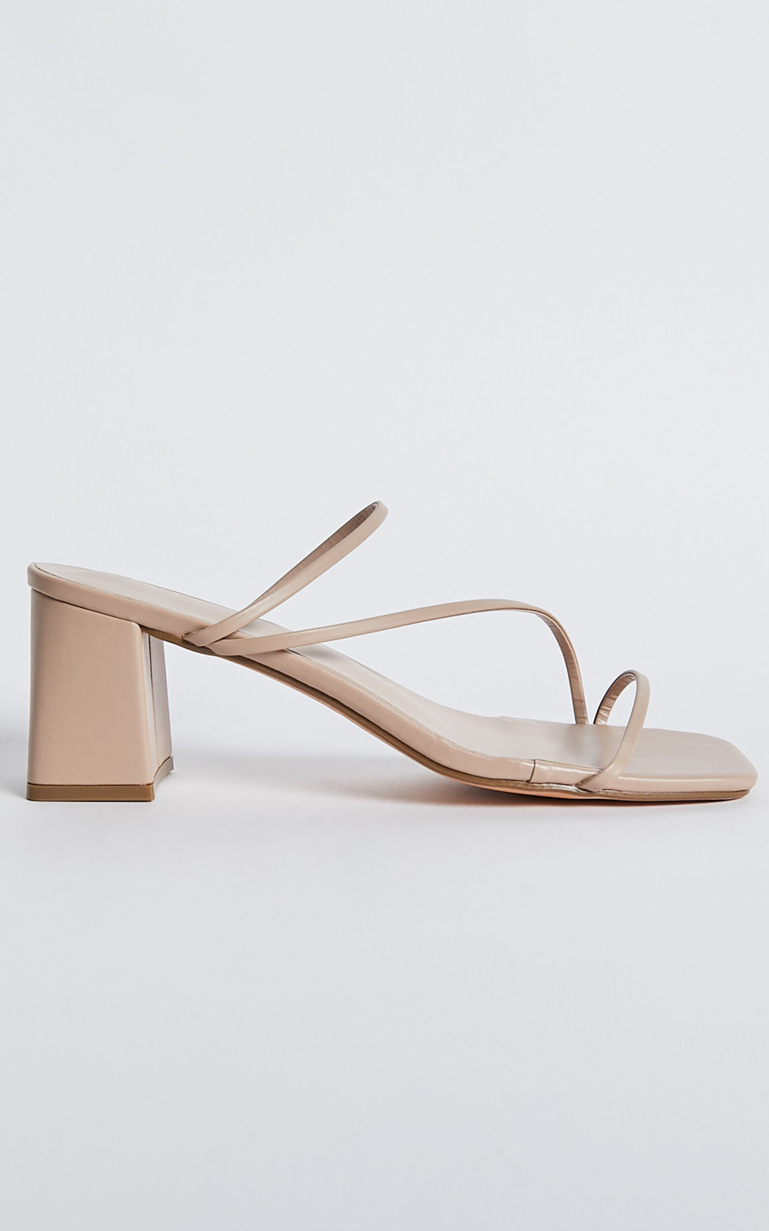 billini yazmin nude