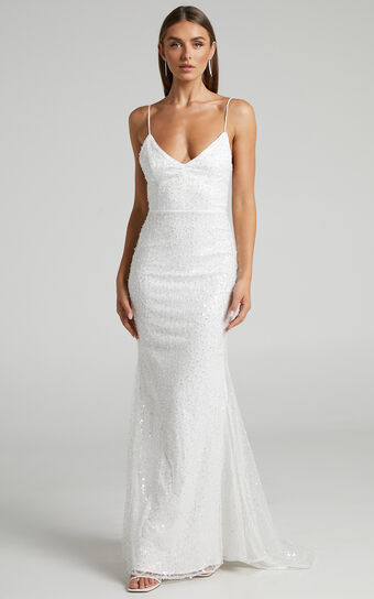 Leauna Bridal Gown - V Neck Embellished Tulle Gown in Ivory