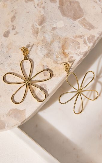 Frieda Earrings - Flower Shape Large Statement Earrings in Gold