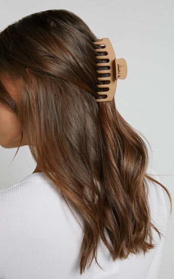 Ophel Claw Hair Clip in Mocha