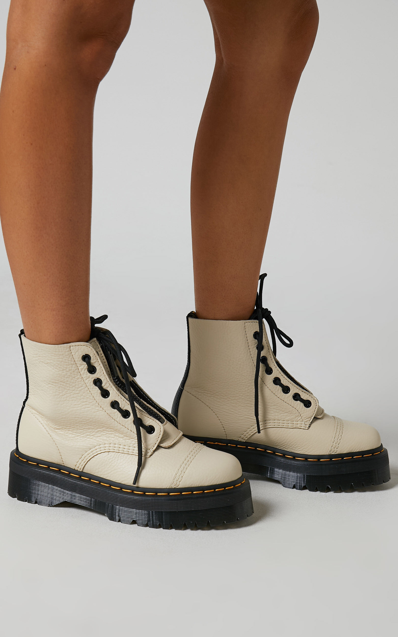 Dr martens 2024 sinclair jungle