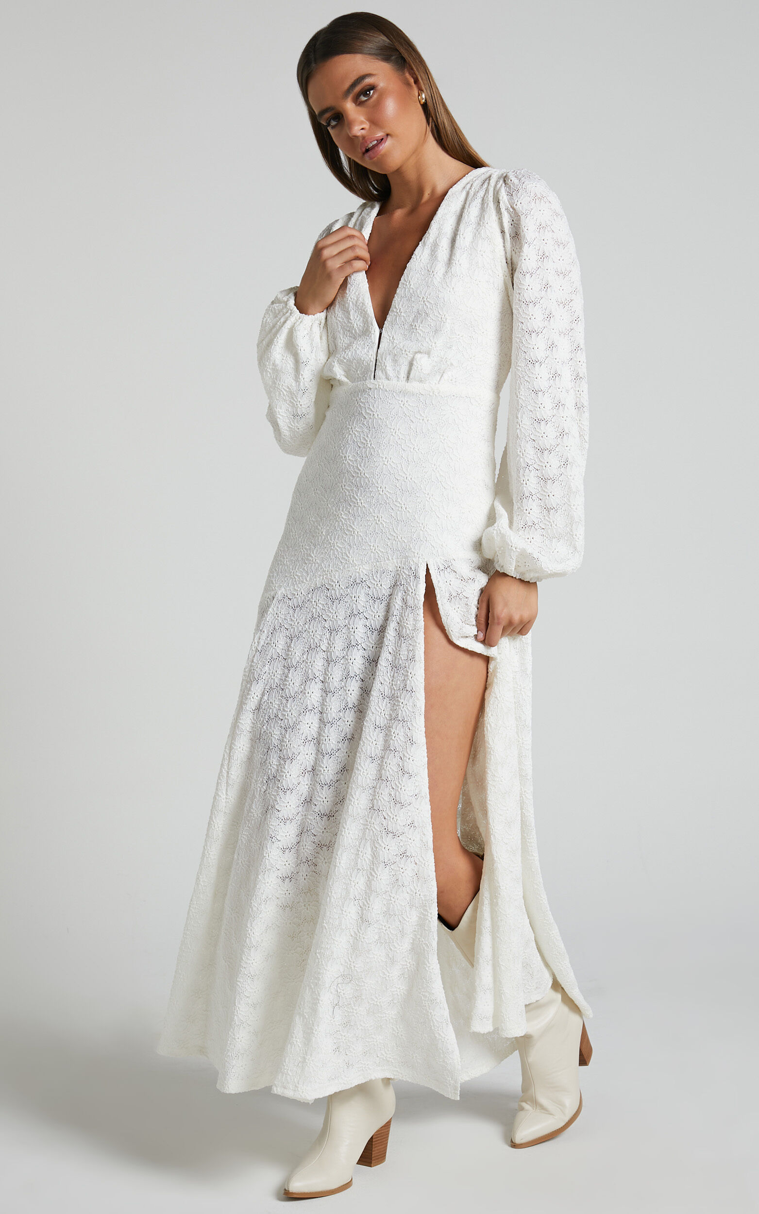 White embroidered dress long clearance sleeve