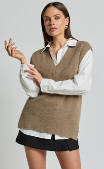 Chenelle Top - Sleeveless Knit Sweater Vest in Biscuit