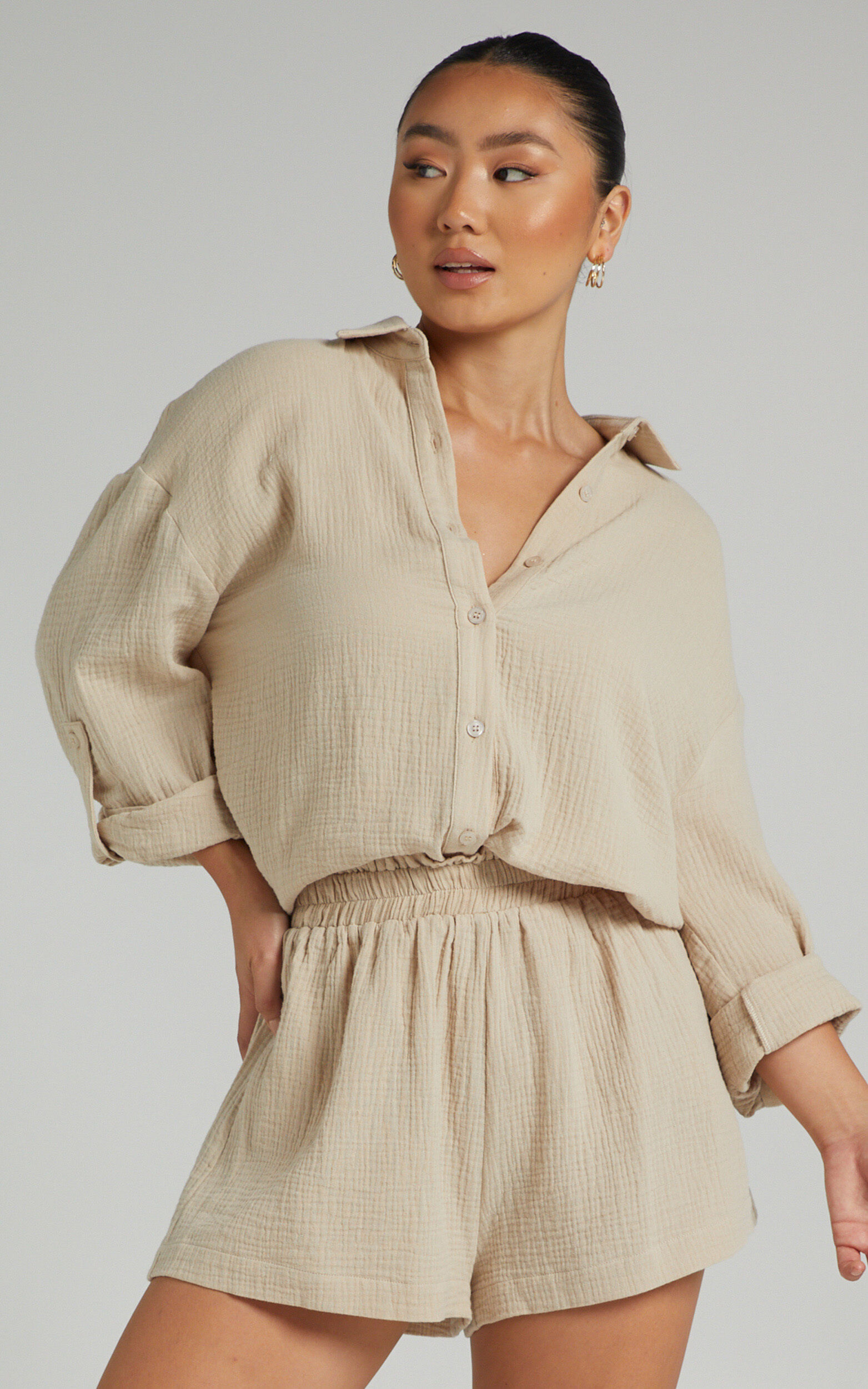 Donita Shorts - Elastic Waist Shorts in Neutral - 04, BRN4