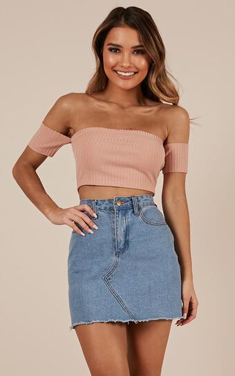 Yes Girl Crop Top In Blush