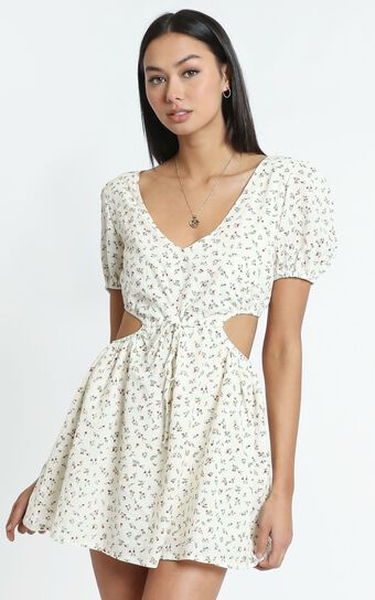 Guinevere dress in White Floral
