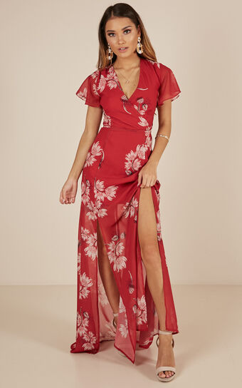 Whole New World Maxi Dress In Red Floral