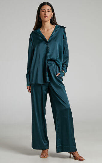 Trianna Two Piece Set - Oversized Satin Shirt and Wide Leg Pants in Forest Green