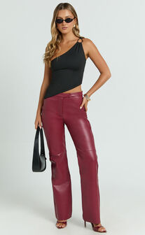 Lita Top - Asymmetric Trim Detail Top in Black