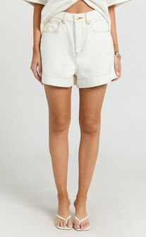 Rhianna Shorts - Mid Waist Recycled Denim Shorts in Ecru with Contrast Tobacco Stitch