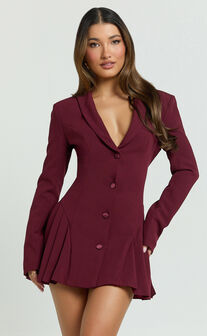 Bea Mini Dress - Collared Long Sleeve Fit And Flare Pleated Dress in Wine