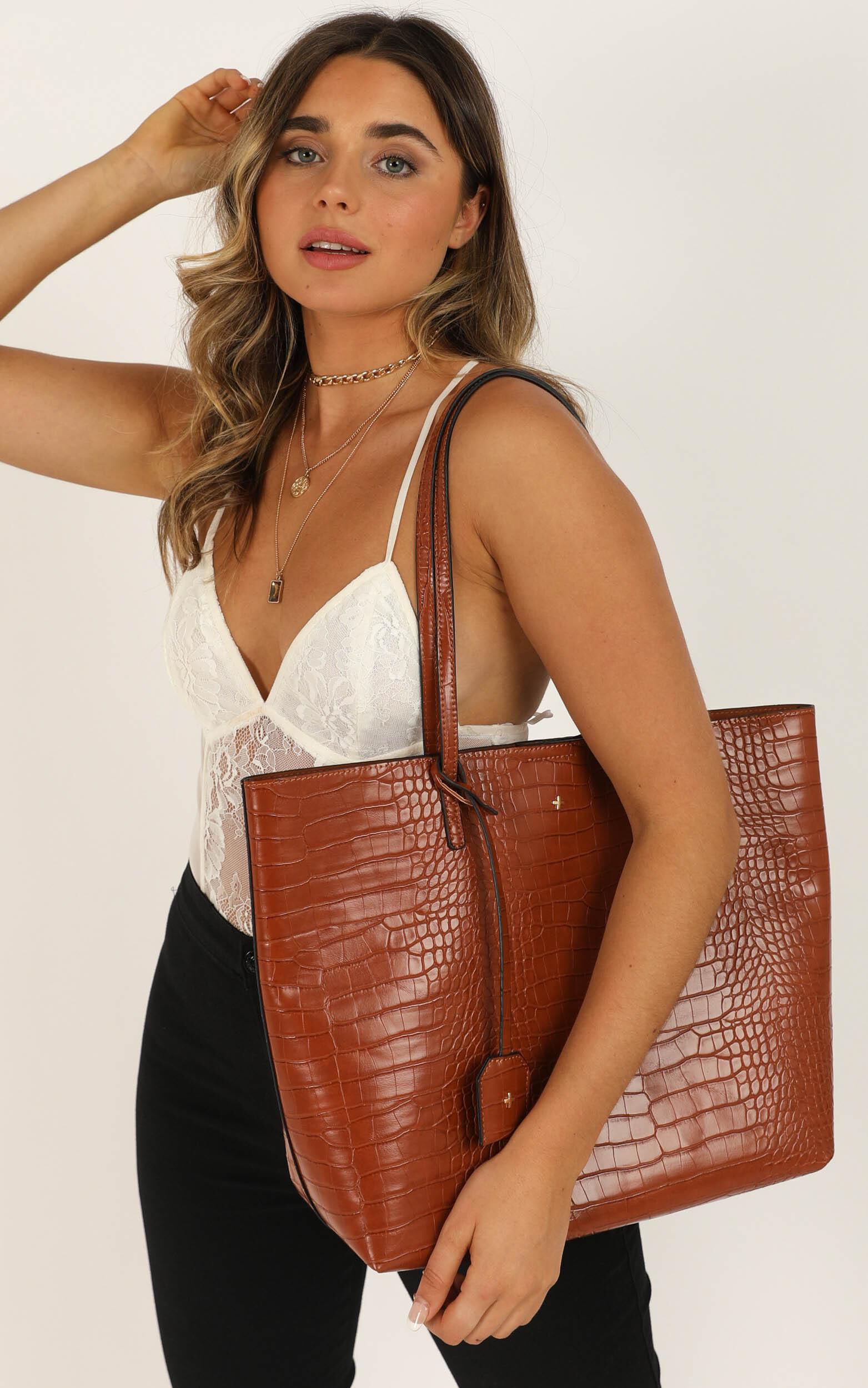 Peta and jain saint tote bag on sale