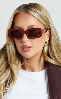 Shane Sunglasses - Rectangular Thick Frame Sunglasses in Burgundy