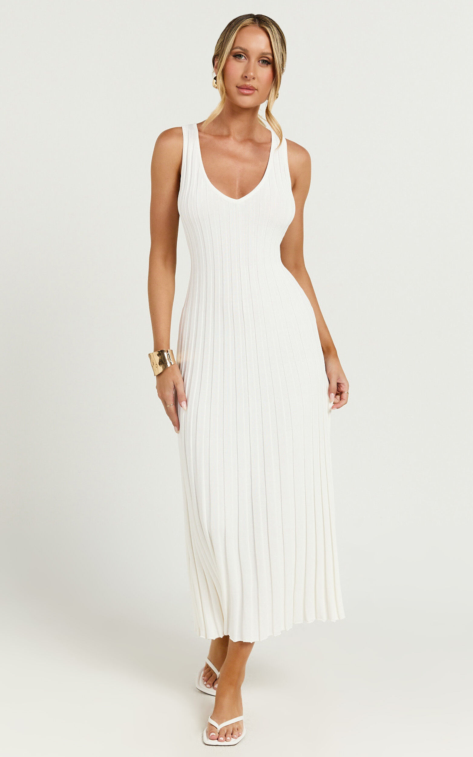 Maya v neck sleeveless midi dress top