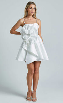 Page 4: White Dresses | Shop White Dresses Online | Showpo
