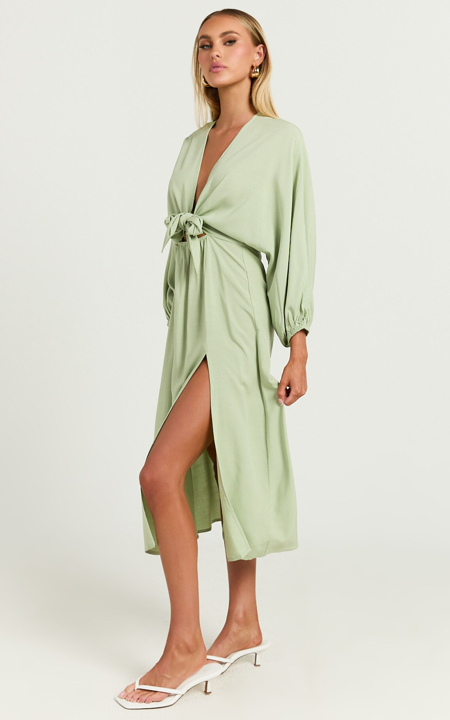 Tie up sleeve dress 2025