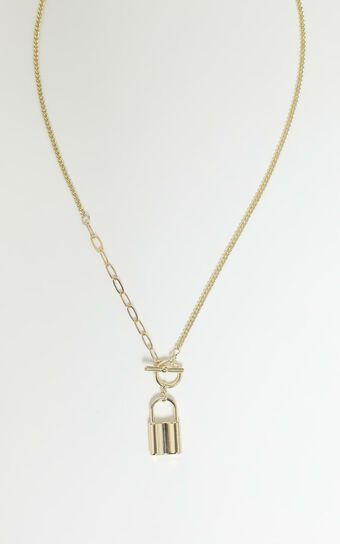 Lorelei Necklace in Gold