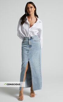 Kira Midi Skirt - Front Split Denim Skirt in Light Blue Wash