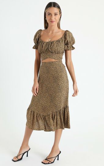 Maurie Two Piece Set in Tan Leopard Print